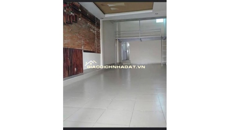 Cho thuê nhà mặt tiền Phạm Văn Đồng P13, Bình Thạnh, 4,2x14m,1 trệt 1 gác, 11tr